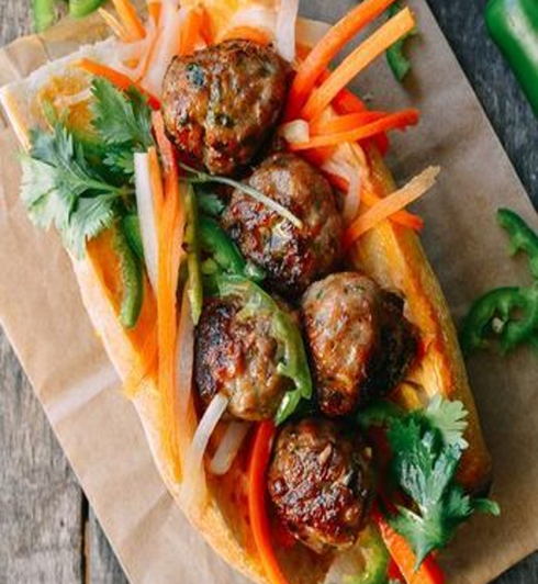 Bánh mì bún chả