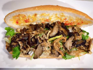 Bánh mì nấm và chả nấm chay